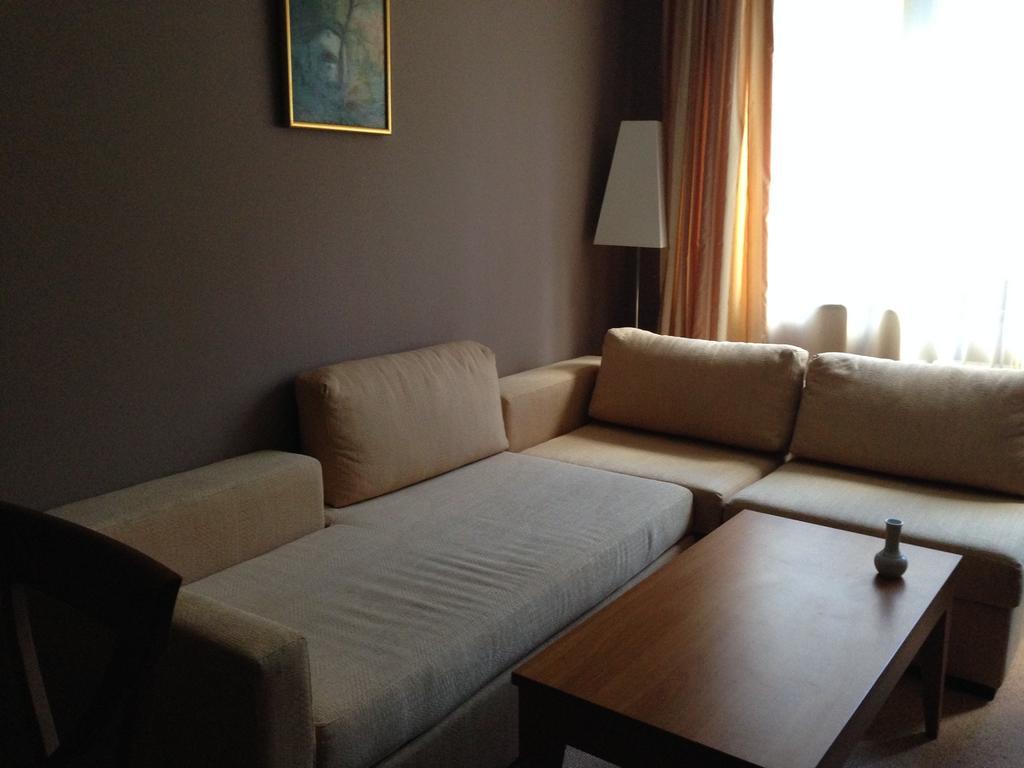 Royal House Apartments Tmf Παμπόροβο Δωμάτιο φωτογραφία