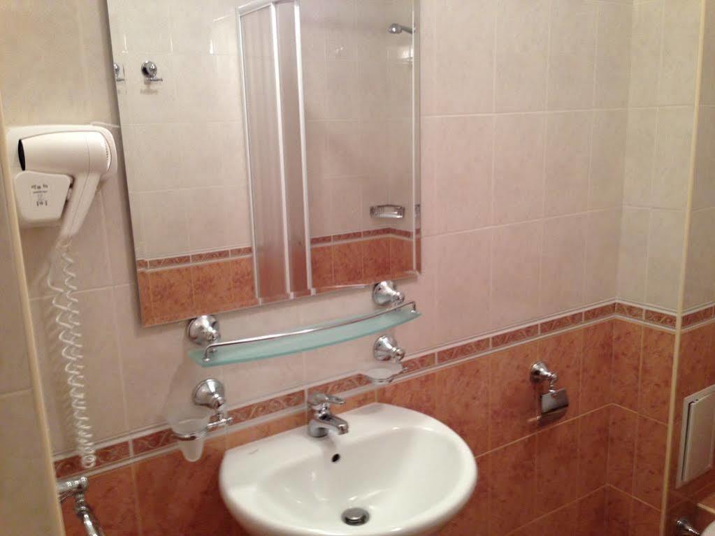 Royal House Apartments Tmf Παμπόροβο Εξωτερικό φωτογραφία